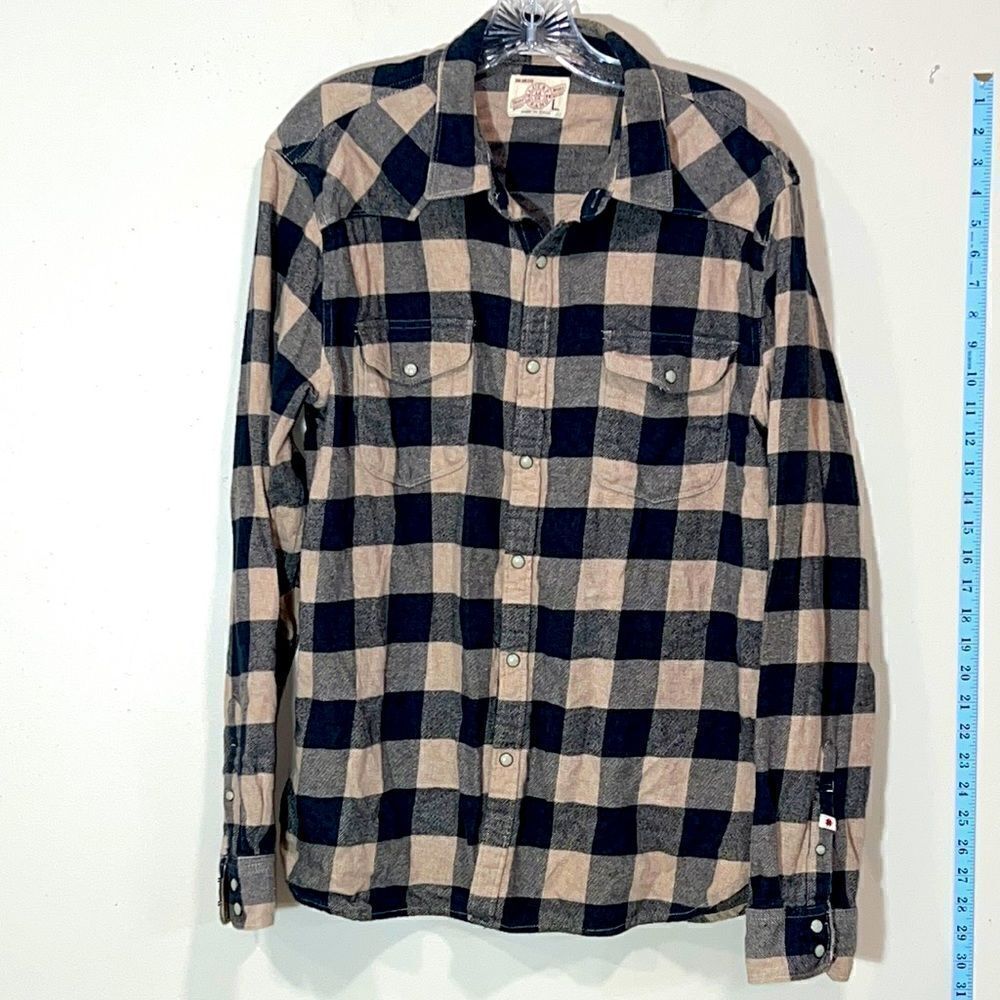 Lucky Brand Long Sleeve Plaid Flannel Shirt. Size Large.
